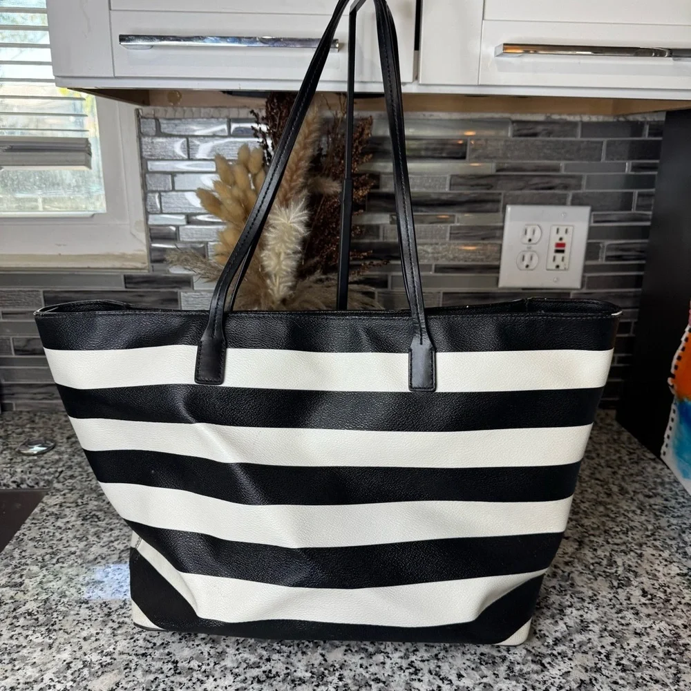 Kate Spade | Women’s Black and White Striped Tote Bag